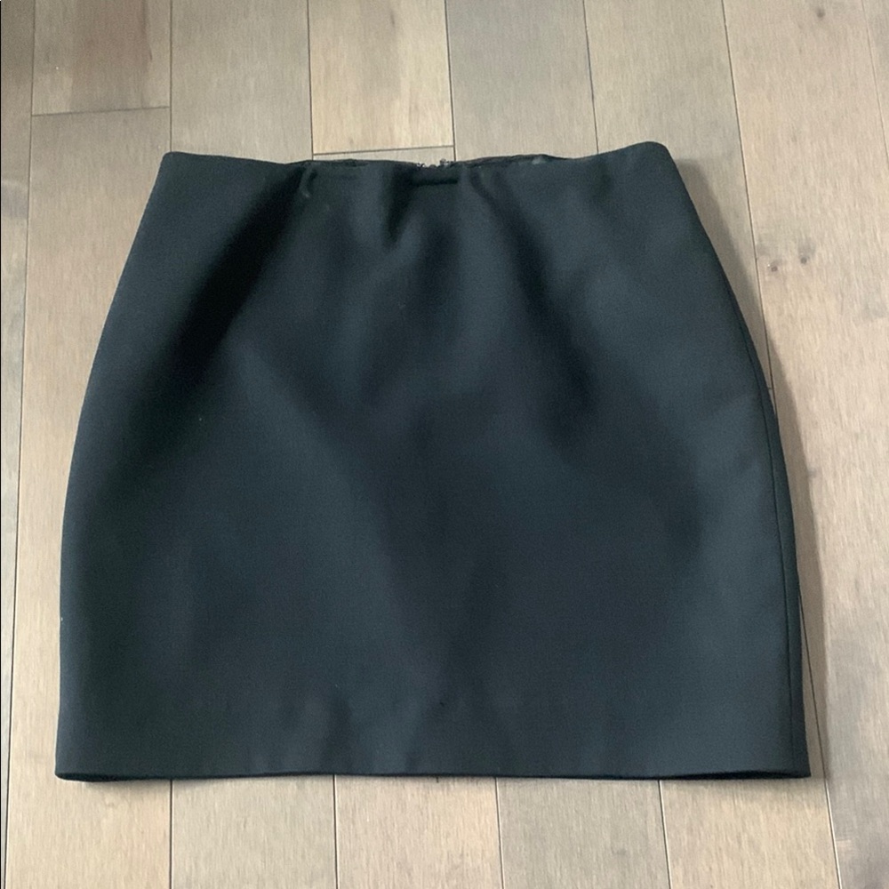 Ellen Tracy Black Mini Pencil Skirt